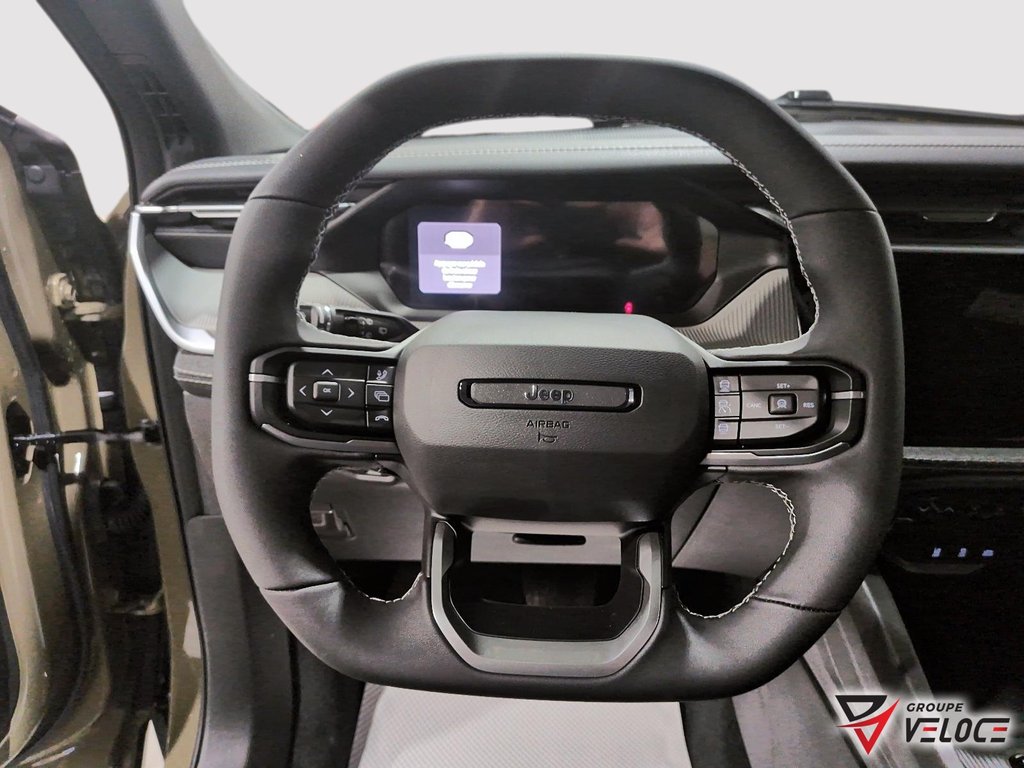 Jeep Cherokee LAREDO 2026 à Rivière-du-Loup, Québec - 11 - w1024h768px