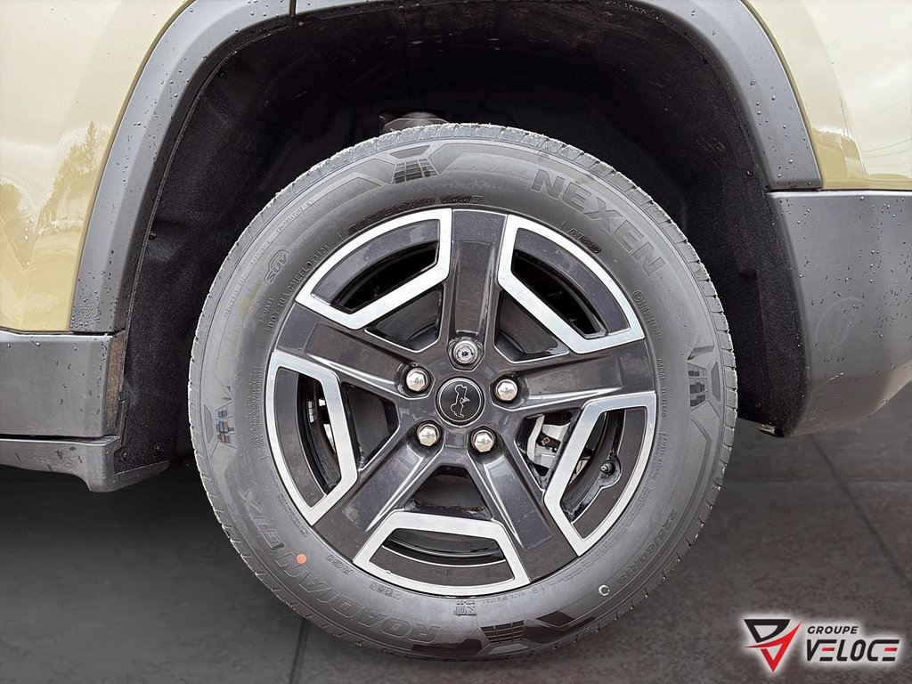 2026 Jeep Cherokee LAREDO in Riviere-du-Loup, Quebec - 7 - w1024h768px