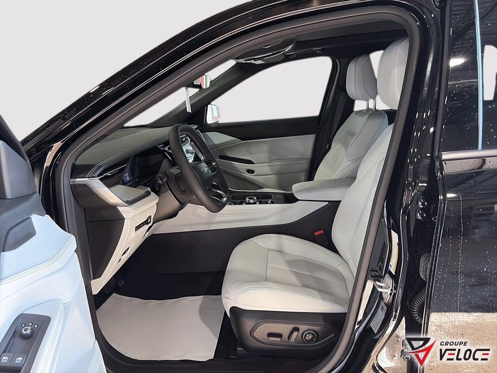 Jeep Cherokee LIMITED 2026 à Rivière-du-Loup, Québec - 8 - w1024h768px