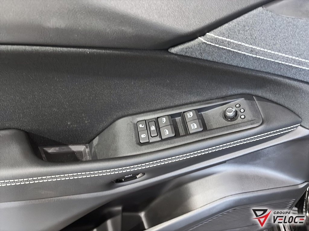 Jeep Cherokee LAREDO 2026 à Rivière-du-Loup, Québec - 10 - w1024h768px