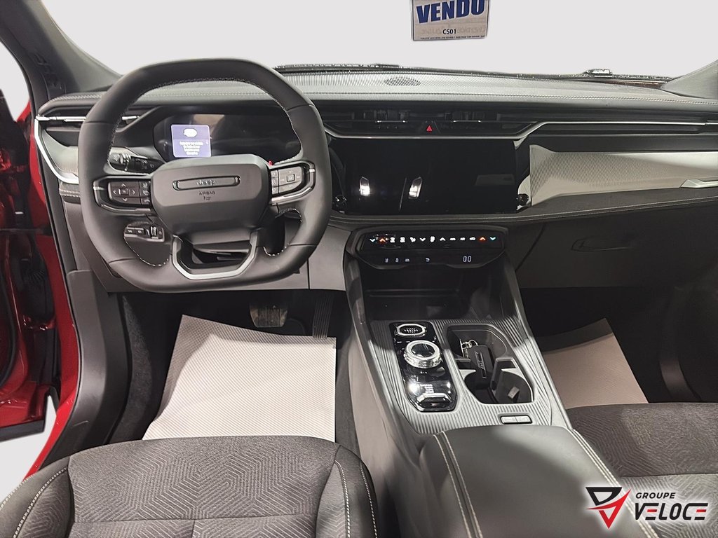 2026 Jeep Cherokee LAREDO in Riviere-du-Loup, Quebec - 9 - w1024h768px