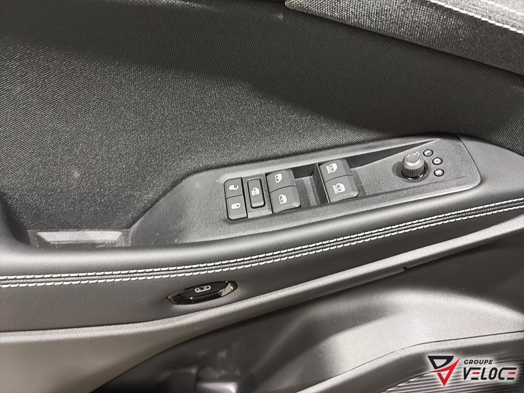 2026 Jeep Cherokee LAREDO in Riviere-du-Loup, Quebec - 10 - w1024h768px