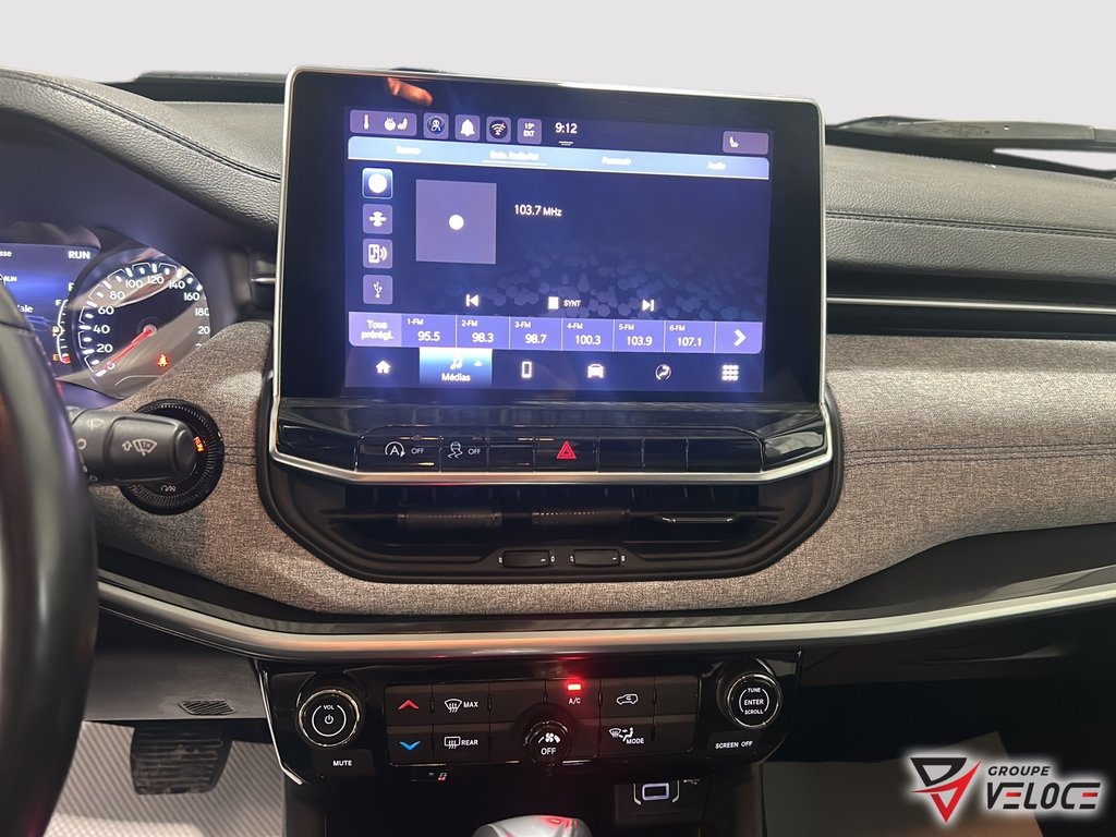 Jeep Compass North *SIEGES CHAUFFANT, 4X4, TOUT ÉQUIPÉ* 2022 à Rivière-du-Loup, Québec - 13 - w1024h768px