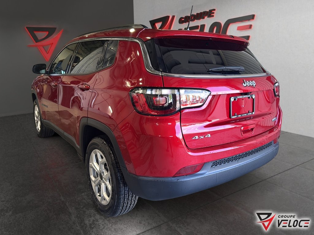 2025 Jeep Compass NORTH in Riviere-du-Loup, Quebec - 4 - w1024h768px