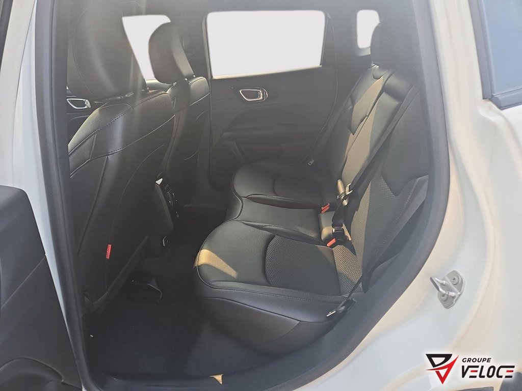 2025 Jeep Compass TRAILHAWK in Riviere-du-Loup, Quebec - 9 - w1024h768px