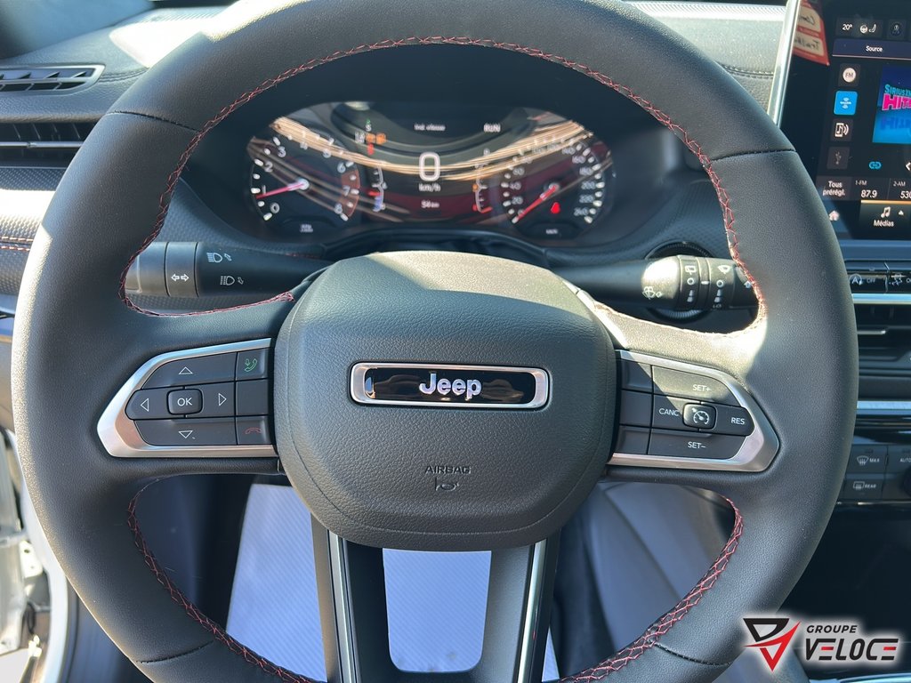 2025 Jeep Compass TRAILHAWK in Riviere-du-Loup, Quebec - 11 - w1024h768px
