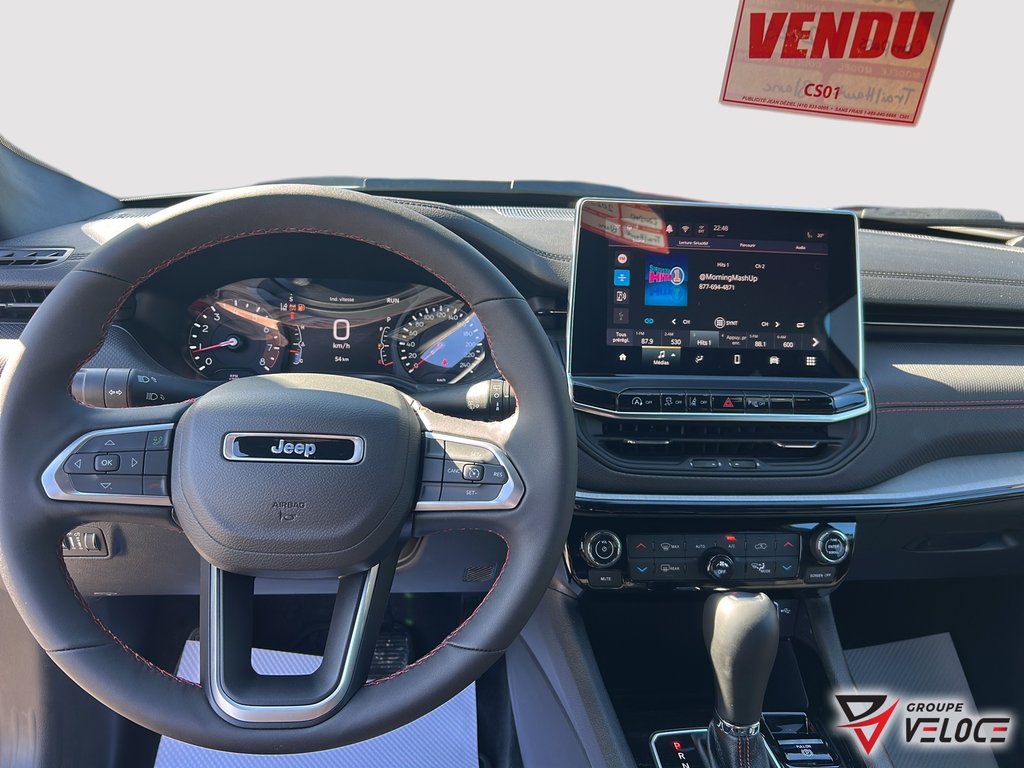 2025 Jeep Compass TRAILHAWK in Riviere-du-Loup, Quebec - 9 - w1024h768px