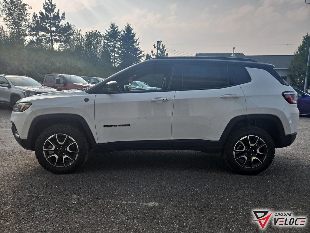 2025 Jeep Compass TRAILHAWK in Riviere-du-Loup, Quebec - 8 - w1024h768px