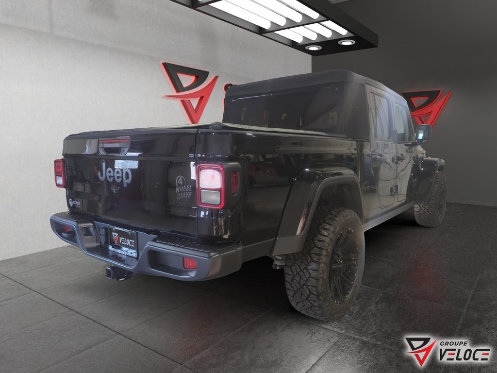 2023 Jeep Gladiator Willys *SIEGES ET VOLANT CHAUFFANT, MAGS + PNEUS* in Riviere-du-Loup, Quebec - 5 - w1024h768px