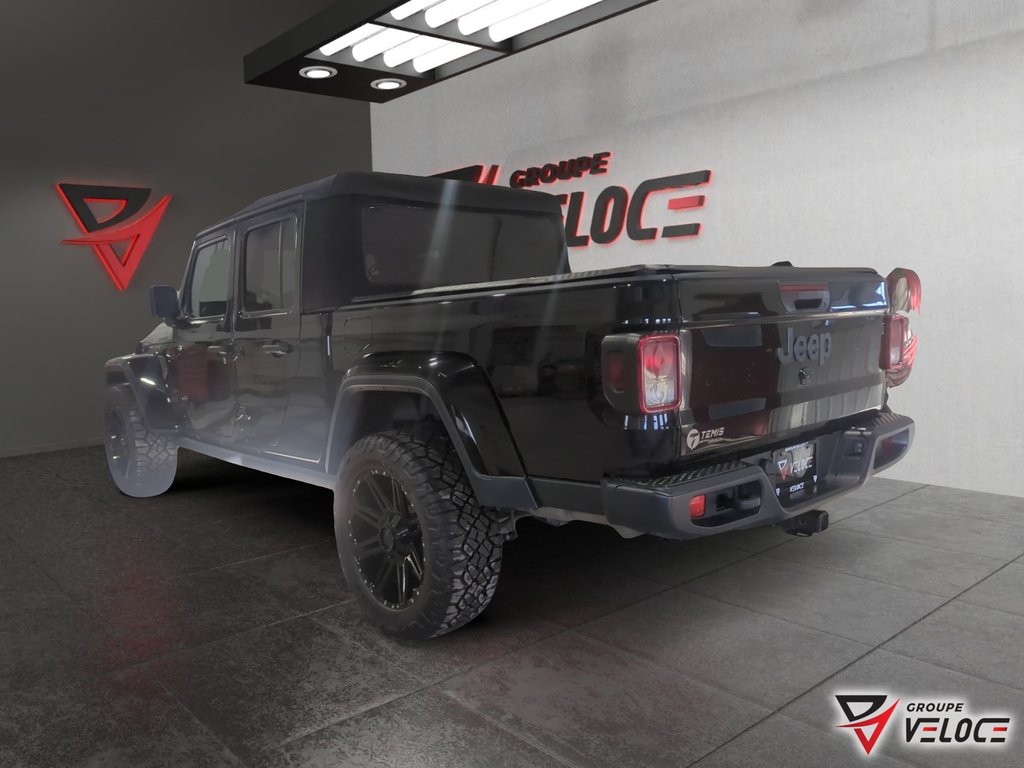2023 Jeep Gladiator Willys *SIEGES ET VOLANT CHAUFFANT, MAGS + PNEUS* in Riviere-du-Loup, Quebec - 7 - w1024h768px