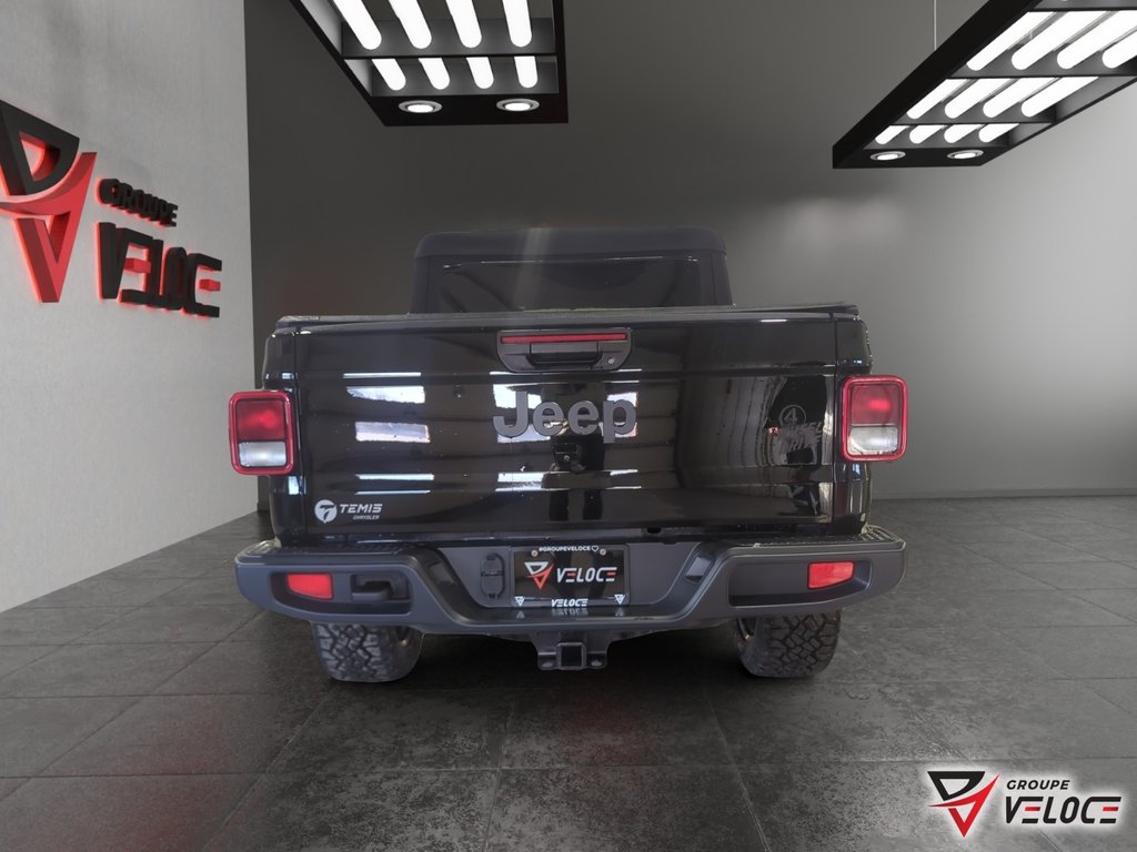 2023 Jeep Gladiator Willys *SIEGES ET VOLANT CHAUFFANT, MAGS + PNEUS* in Riviere-du-Loup, Quebec - 6 - w1024h768px