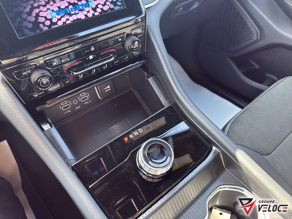 2025 Jeep Grand Cherokee LAREDO ALTITUDE in Riviere-du-Loup, Quebec - 11 - w1024h768px