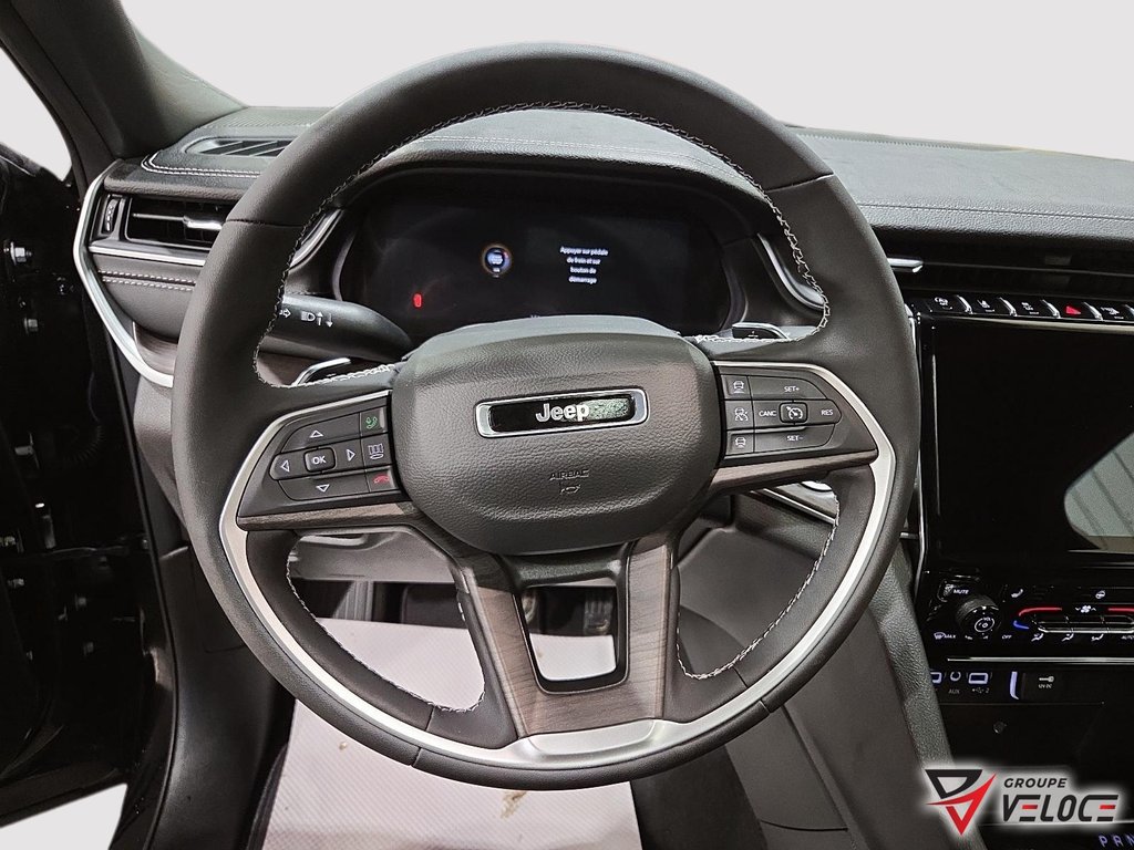 Jeep Grand Cherokee LIMITED 2025 à Rivière-du-Loup, Québec - 11 - w1024h768px