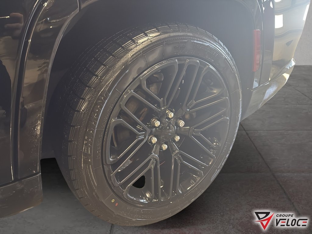 Jeep Wagoneer Series II Carbide 2023 à Rivière-du-Loup, Québec - 9 - w1024h768px