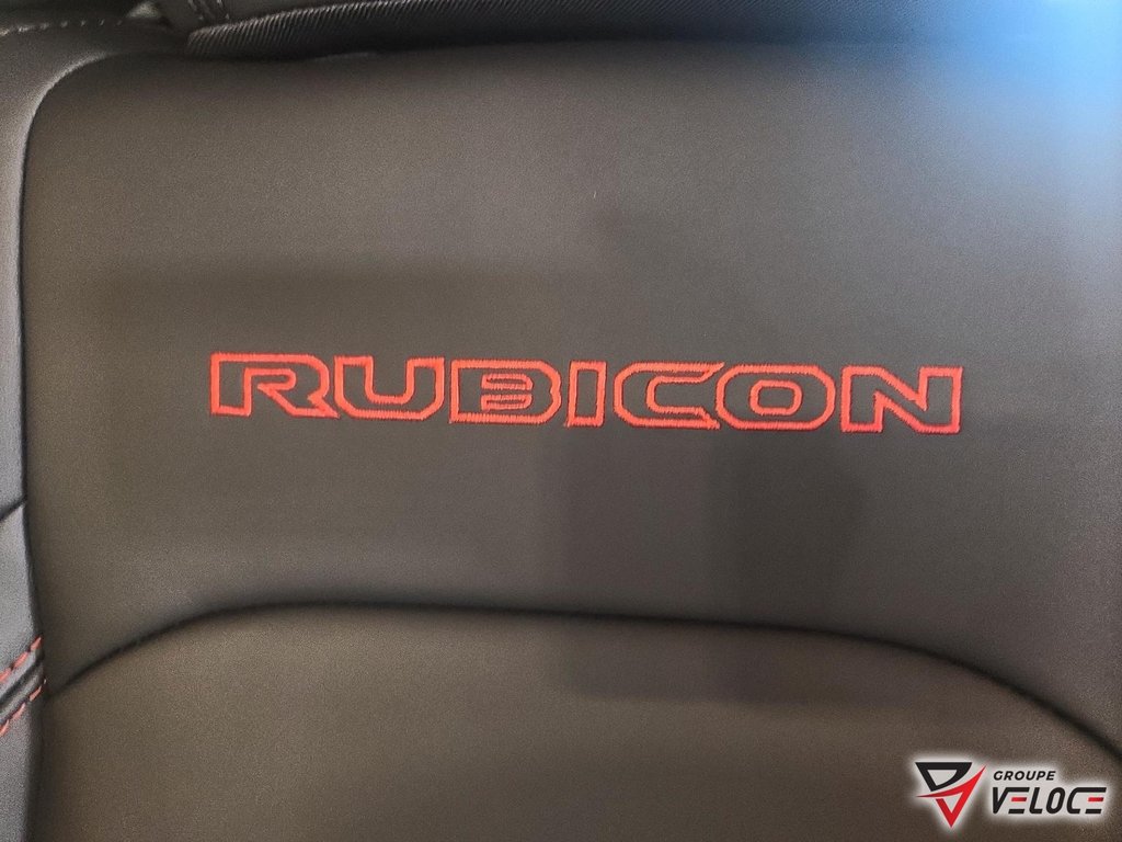 2025 Jeep WRANGLER 4-Door RUBICON X in Riviere-du-Loup, Quebec - 12 - w1024h768px