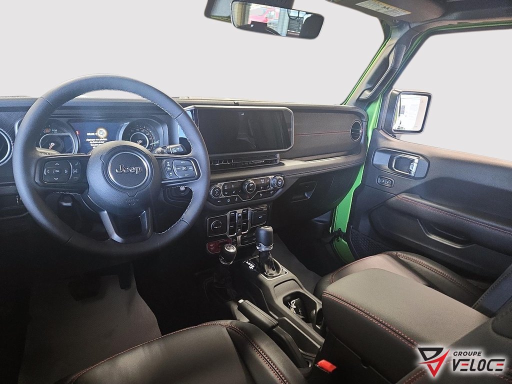 2025 Jeep WRANGLER 4-Door RUBICON X in Riviere-du-Loup, Quebec - 9 - w1024h768px