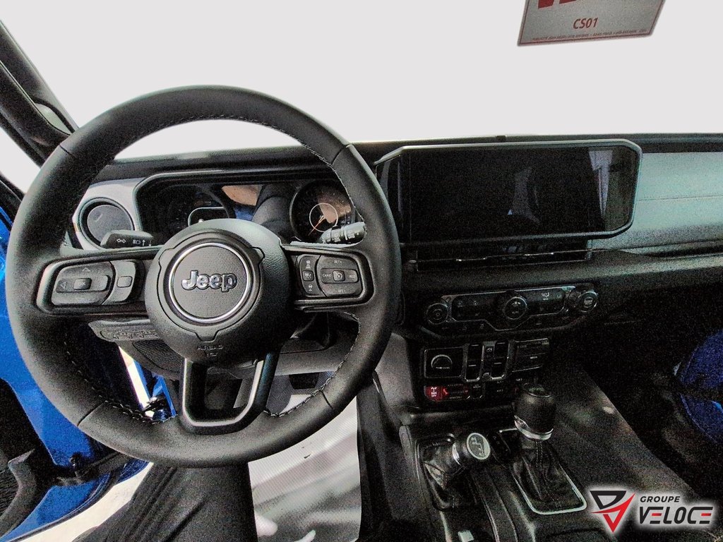 Jeep Wrangler 4-Door WILLYS 2026 à Rivière-du-Loup, Québec - 9 - w1024h768px