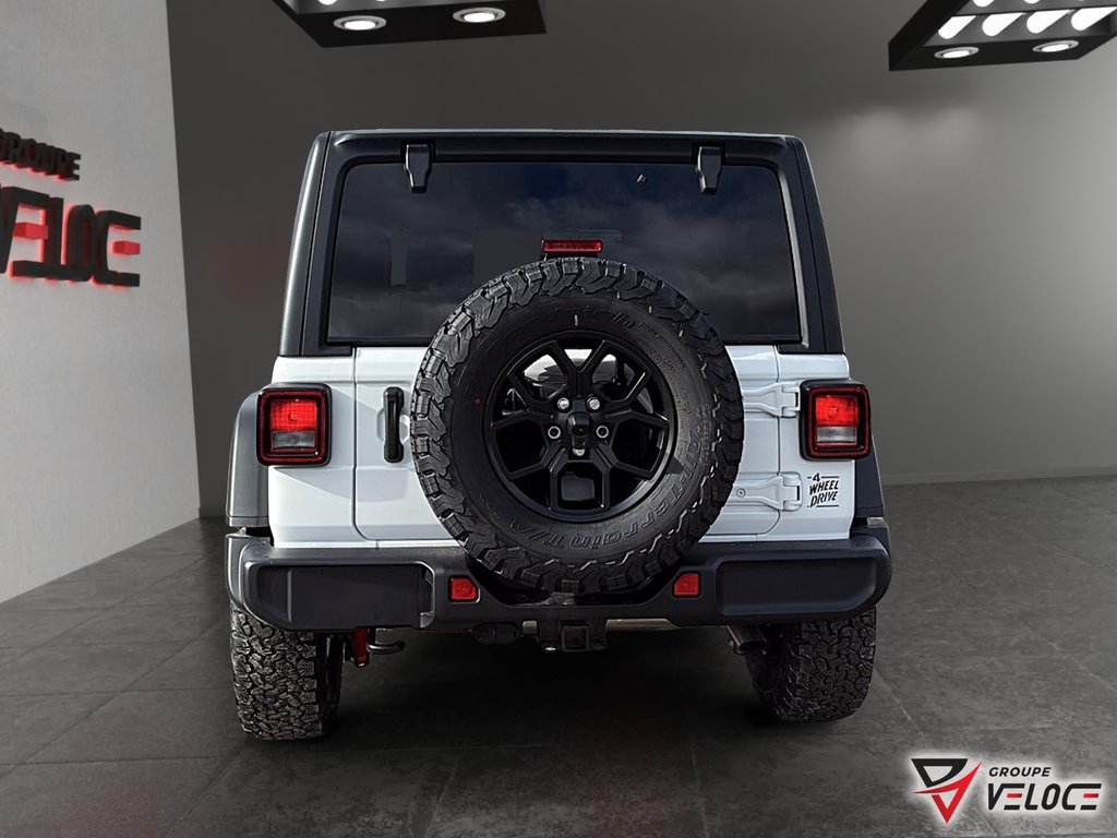 Jeep Wrangler 4-Door WILLYS 2027 à Rivière-du-Loup, Québec - 5 - w1024h768px