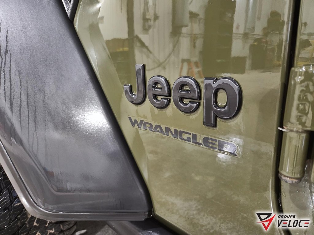 Jeep Wrangler Willys *V6, 2 TOITS, SIEGES CHAUFFANTS* 2023 à Rivière-du-Loup, Québec - 7 - w1024h768px
