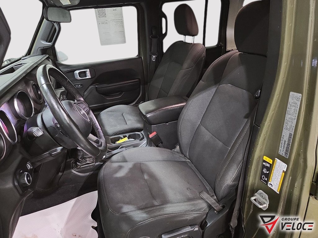 Jeep Wrangler Willys *V6, 2 TOITS, SIEGES CHAUFFANTS* 2023 à Rivière-du-Loup, Québec - 8 - w1024h768px