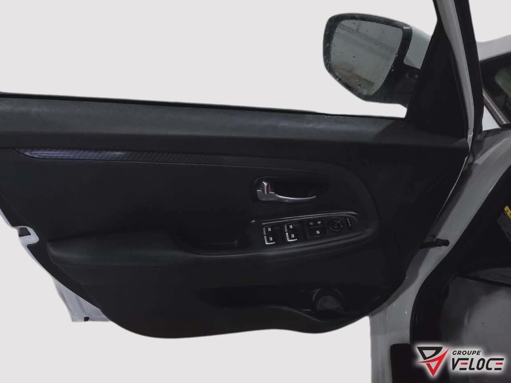 2017 Kia Rondo EX LUXURY in Riviere-du-Loup, Quebec - 9 - w1024h768px