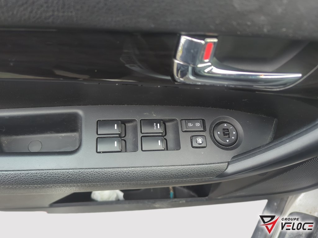 Kia Sorento LX**TRACTION AVANT** 2013 à Rivière-du-Loup, Québec - 10 - w1024h768px