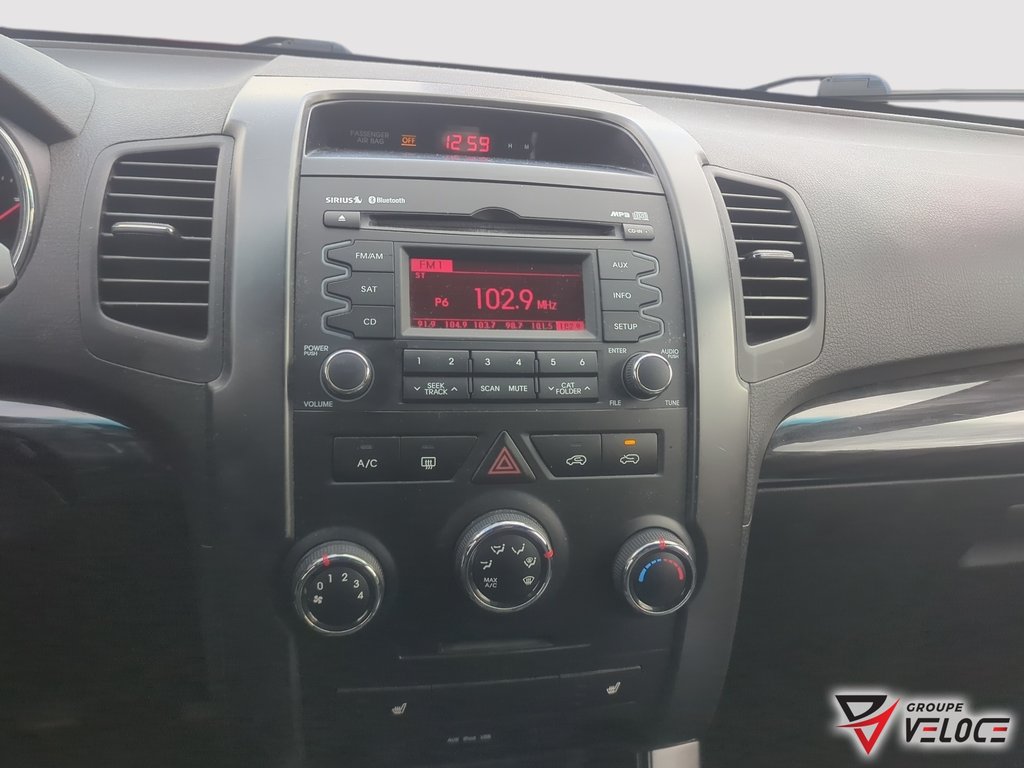 Kia Sorento LX**TRACTION AVANT** 2013 à Rivière-du-Loup, Québec - 14 - w1024h768px