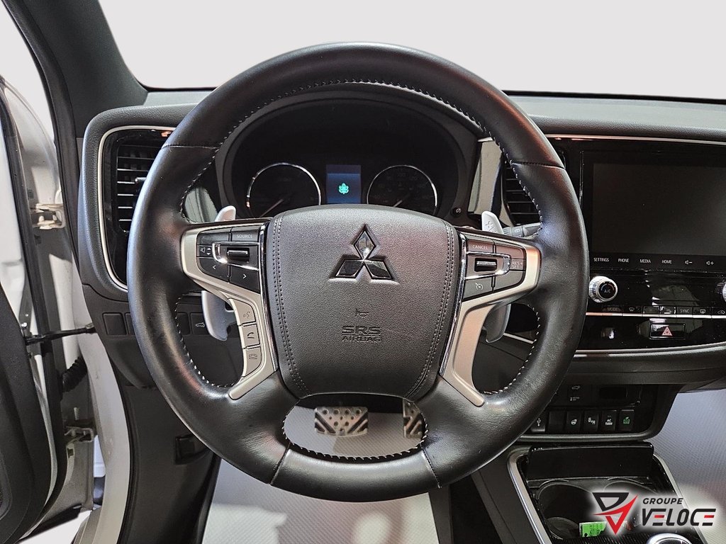 Mitsubishi Outlander PHEV BLACK EDITION *CUIR, TOIT OUVRANT, TOUT ÉQUIPÉ* 2022 à Rivière-du-Loup, Québec - 12 - w1024h768px