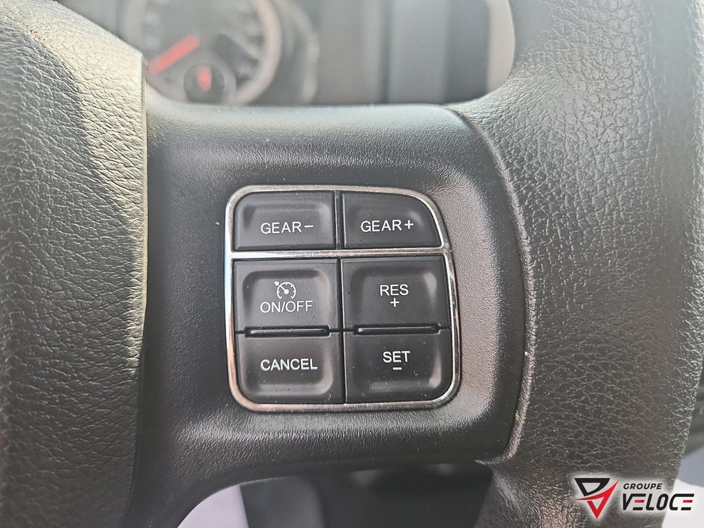 Ram 1500 Classic Express *QUAD CAB, V6, MAGS NOIR* 2019 à Rivière-du-Loup, Québec - 14 - w1024h768px