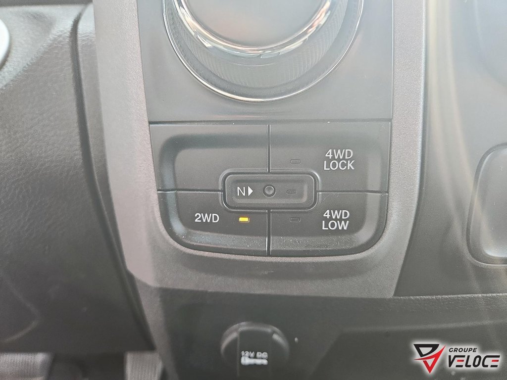Ram 1500 Classic Express *CREWCAB, 5.7 HEMI, NIGHT EDITION* 2021 à Rivière-du-Loup, Québec - 17 - w1024h768px