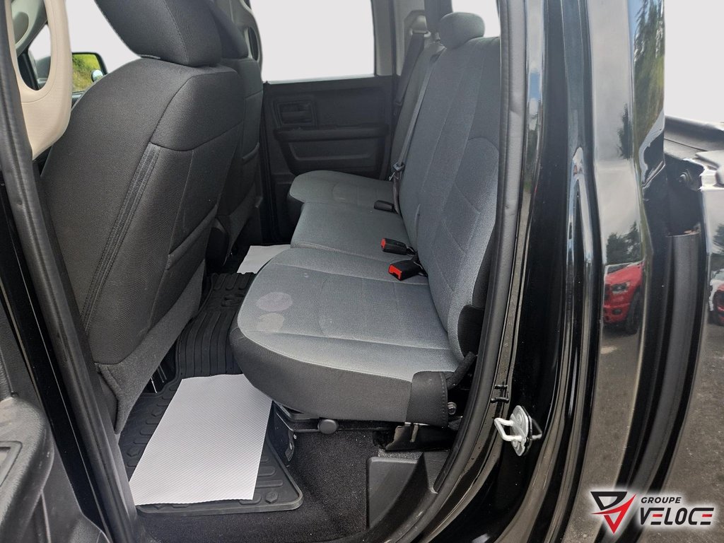 2021 Ram 1500 Classic Express *QUADCAB, V6, CONSOLE* in Riviere-du-Loup, Quebec - 10 - w1024h768px
