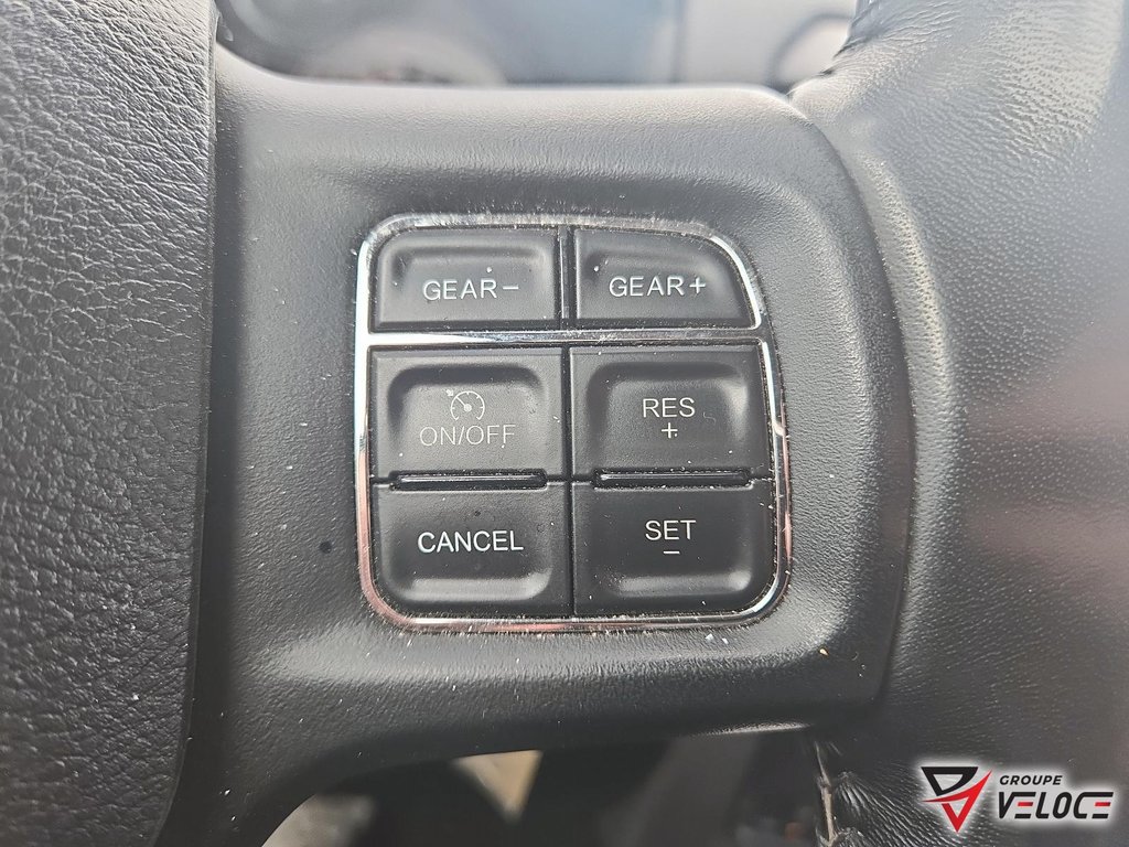 2021 Ram 1500 Classic Express *QUADCAB, V6, CONSOLE* in Riviere-du-Loup, Quebec - 18 - w1024h768px