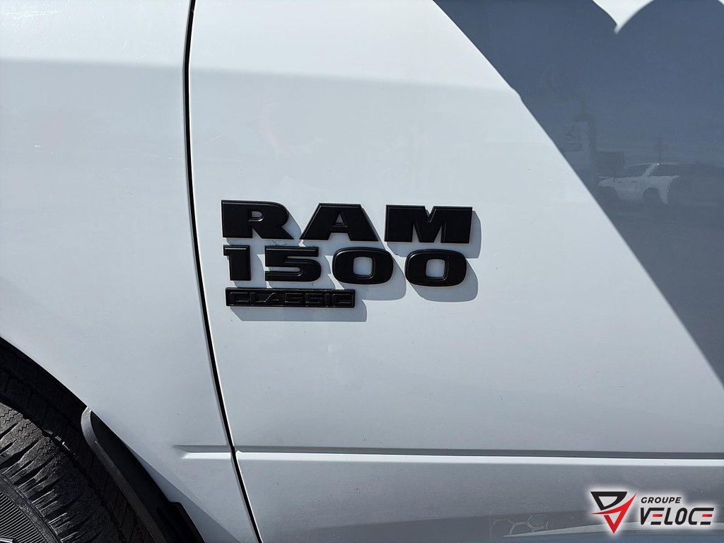 Ram 1500 Classic Express**démarreur a distance** 2021 à Rivière-du-Loup, Québec - 6 - w1024h768px