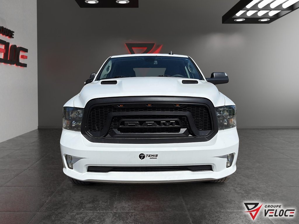 Ram 1500 Classic Express**démarreur a distance** 2021 à Rivière-du-Loup, Québec - 2 - w1024h768px
