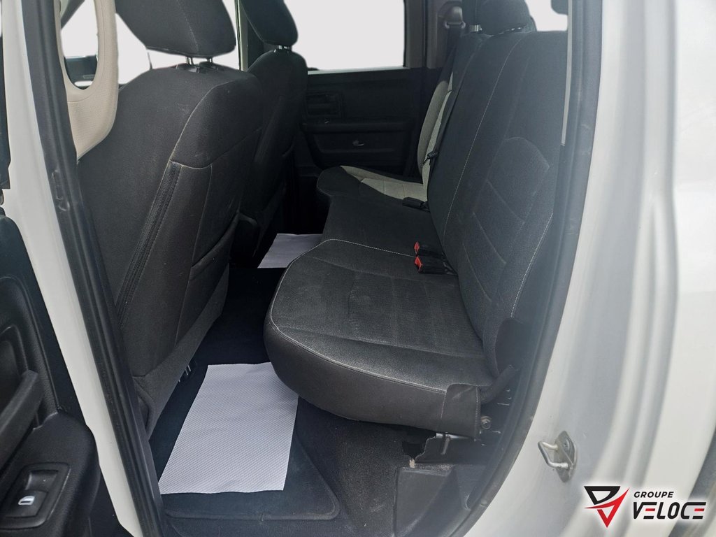 2022 Ram 1500 Classic Tradesman *V6, QUAD CAB, ÉCRAN* in Riviere-du-Loup, Quebec - 9 - w1024h768px