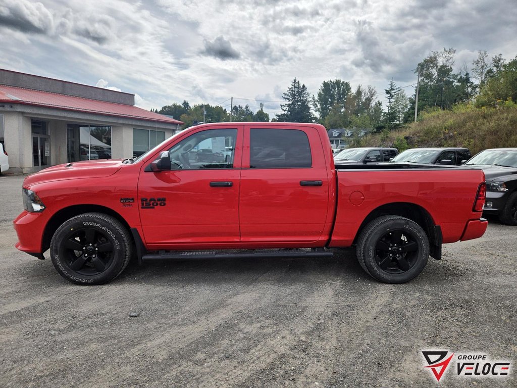 Ram 1500 Classic Express**CREW CAB,NIGHT EDITION** 2022 à Rivière-du-Loup, Québec - 8 - w1024h768px