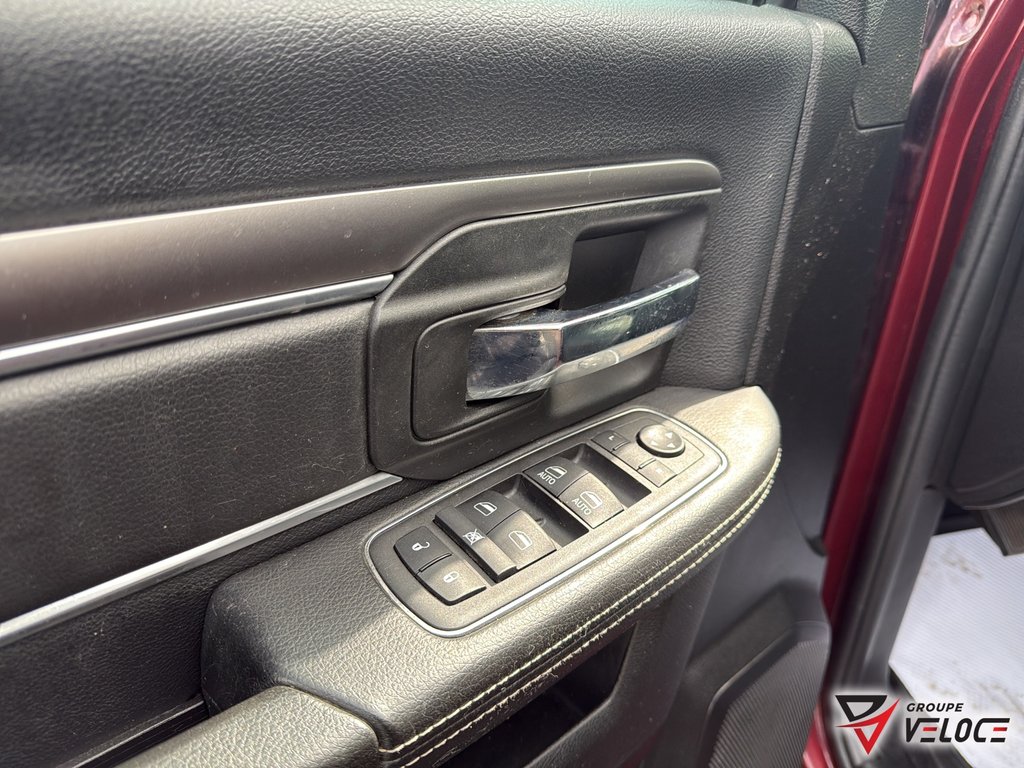 Ram 1500 Classic Warlock**V6,SIEGES CHAUFFANT** 2022 à Rivière-du-Loup, Québec - 8 - w1024h768px