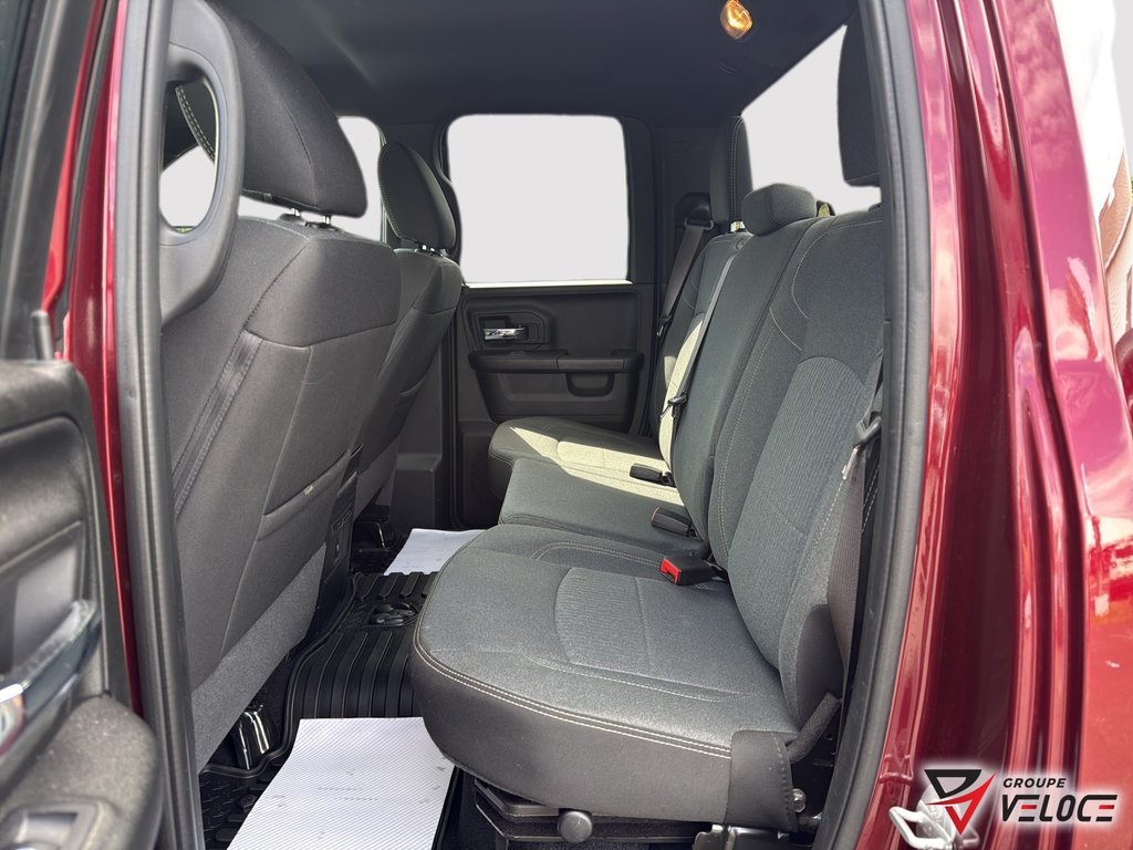 Ram 1500 Classic Warlock**V6,SIEGES CHAUFFANT** 2022 à Rivière-du-Loup, Québec - 7 - w1024h768px