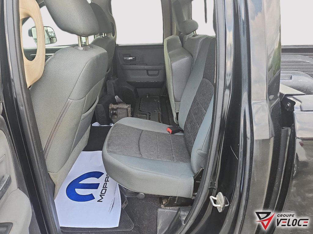 Ram 1500 SLT**V6** 2013 à Rivière-du-Loup, Québec - 10 - w1024h768px