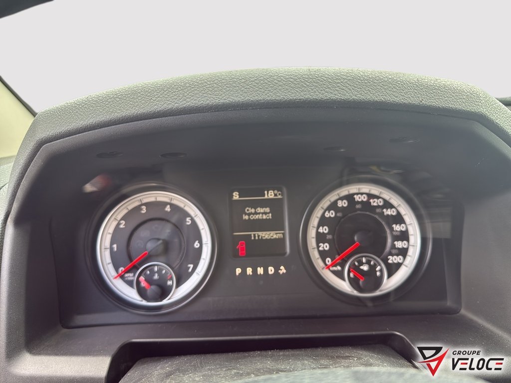 2014 Ram 1500 ST**V8, BOITE DE 6,4PIEDS in Riviere-du-Loup, Quebec - 10 - w1024h768px