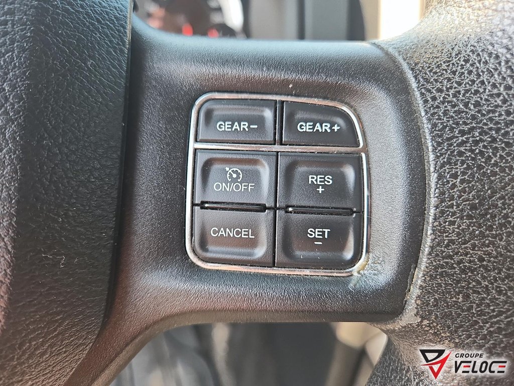 Ram 1500 Outdoorsman**MIROIR REMORQUAGE, SIEGES ELECTRIQUE* 2016 à Rivière-du-Loup, Québec - 15 - w1024h768px
