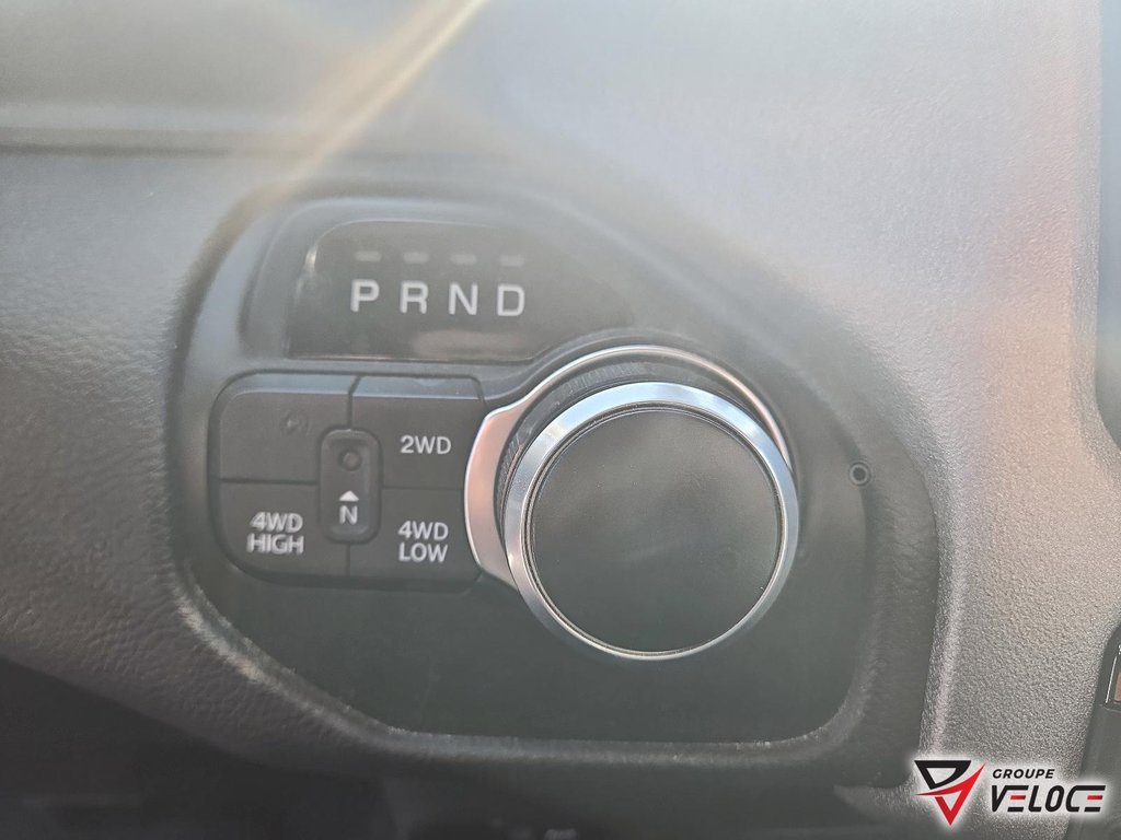 Ram 1500 Tradesman *CREWCAB, HEMI 5.7, BOITE 6''4* 2019 à Rivière-du-Loup, Québec - 15 - w1024h768px