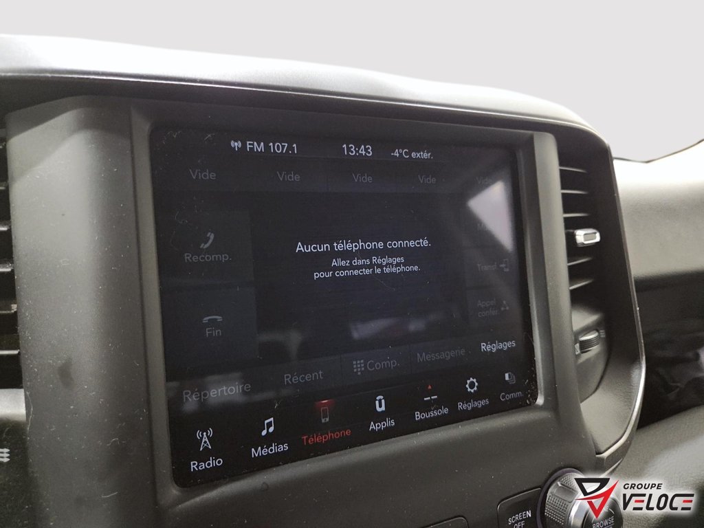 2021 Ram 1500 Tradesman *CREWCAB, 3.6L, MAGS NOIR 20PO* in Riviere-du-Loup, Quebec - 12 - w1024h768px