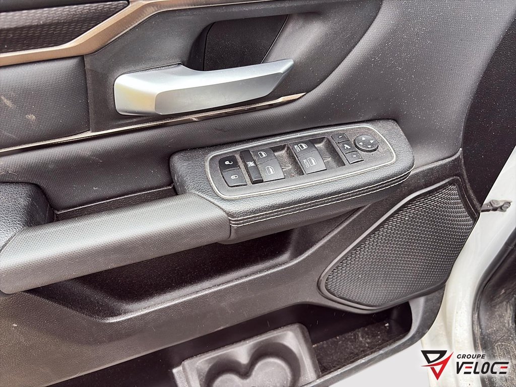 2023 Ram 1500 Sport in Riviere-du-Loup, Quebec - 10 - w1024h768px