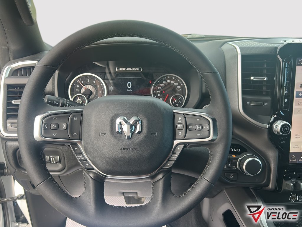 2025 Ram 1500 BIG HORN in Riviere-du-Loup, Quebec - 11 - w1024h768px