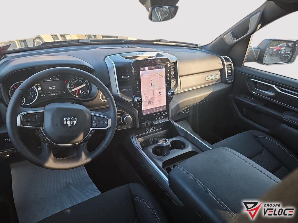 2025 Ram 1500 BIG HORN in Riviere-du-Loup, Quebec - 9 - w1024h768px