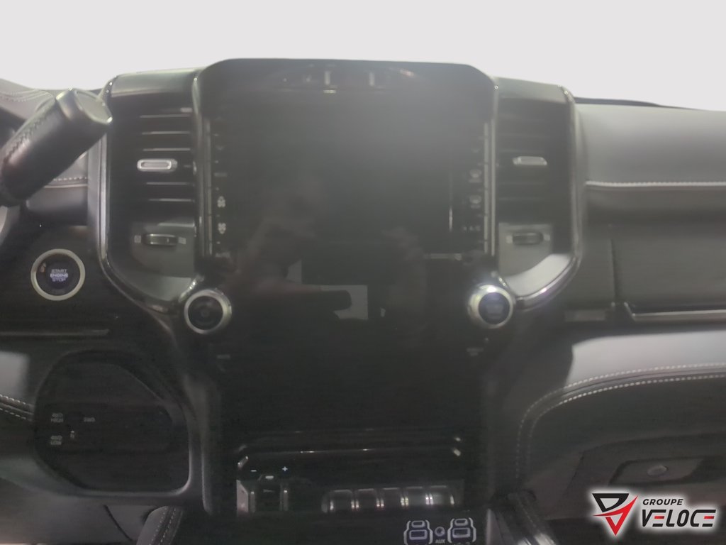 2023 Ram 2500 LIMITED *NIGHT EDITION, BOITE 8'', TOUT EQUIPE* in Riviere-du-Loup, Quebec - 15 - w1024h768px