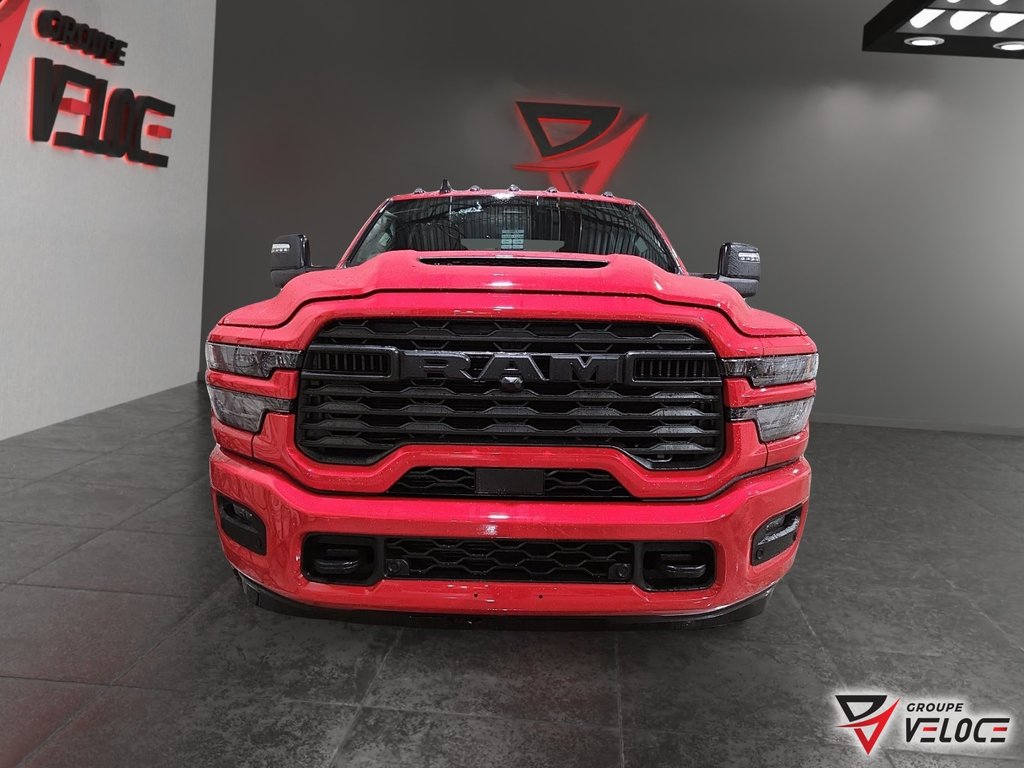 Ram 2500 BLACK EXPRESS 2026 à Rivière-du-Loup, Québec - 2 - w1024h768px
