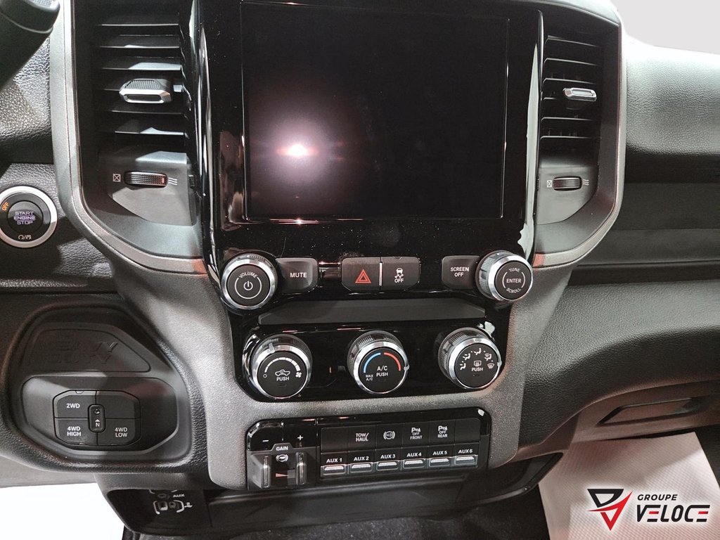 Ram 2500 BLACK EXPRESS 2026 à Rivière-du-Loup, Québec - 13 - w1024h768px