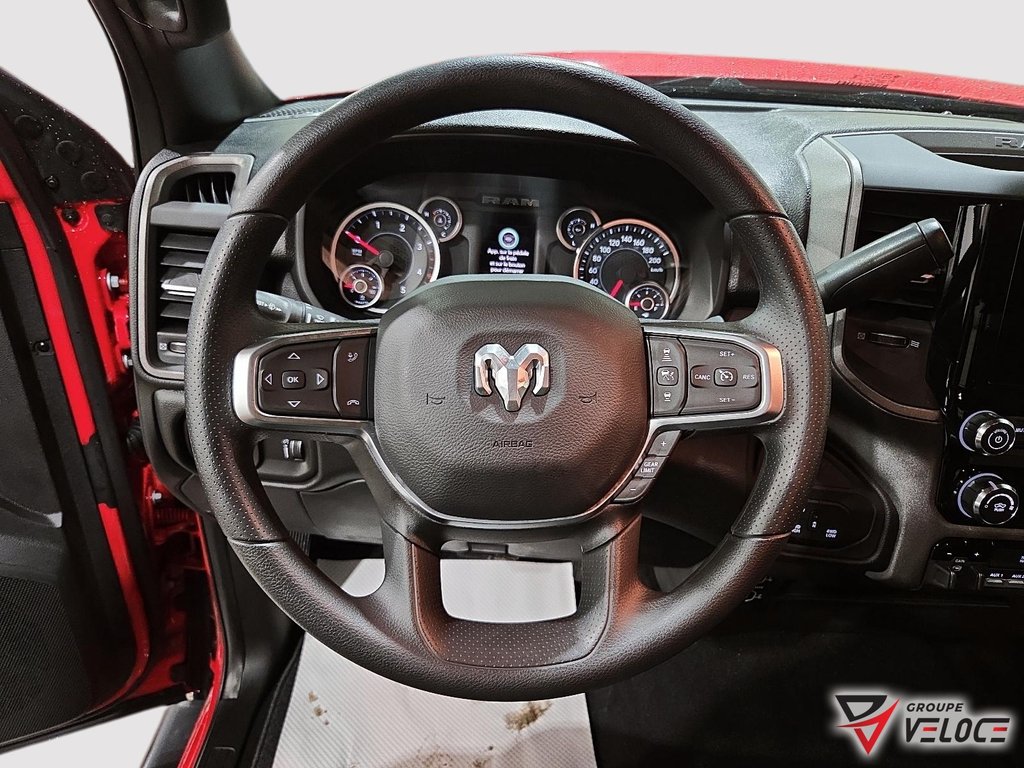 Ram 2500 BLACK EXPRESS 2026 à Rivière-du-Loup, Québec - 11 - w1024h768px